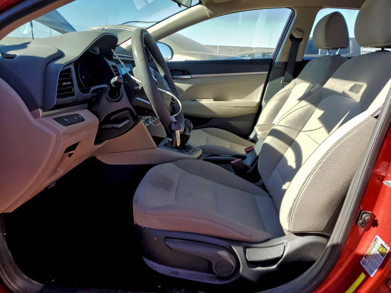 2020 HYUNDAI ELANTRA SE photo 7