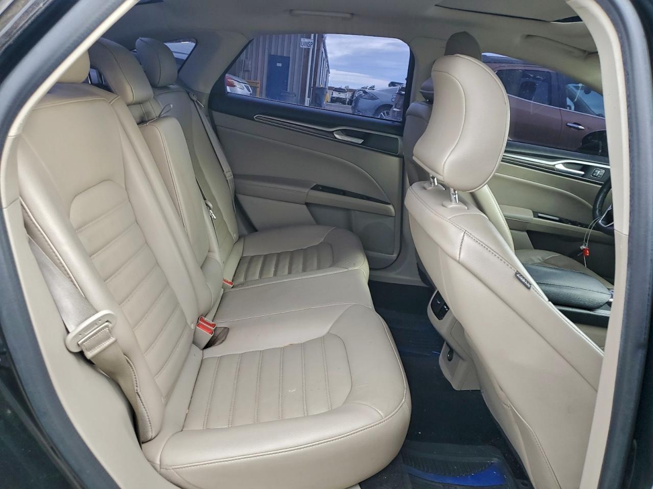 2017 FORD FUSION SE photo 10
