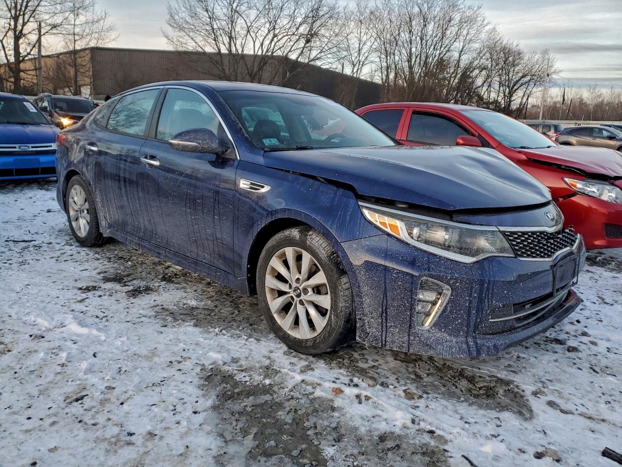 2018 KIA OPTIMA LX photo 4