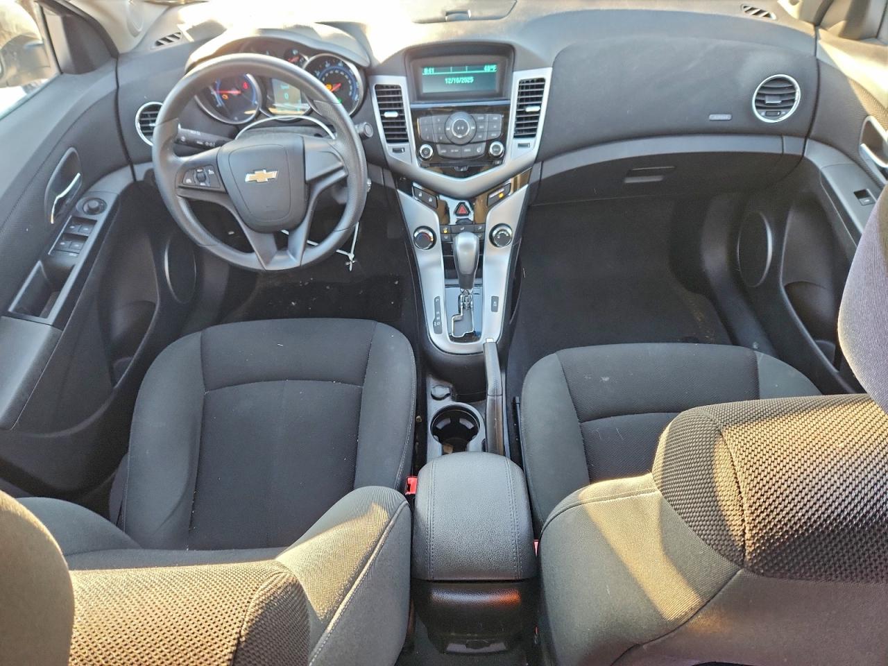 2011 CHEVROLET CRUZE LT photo 8