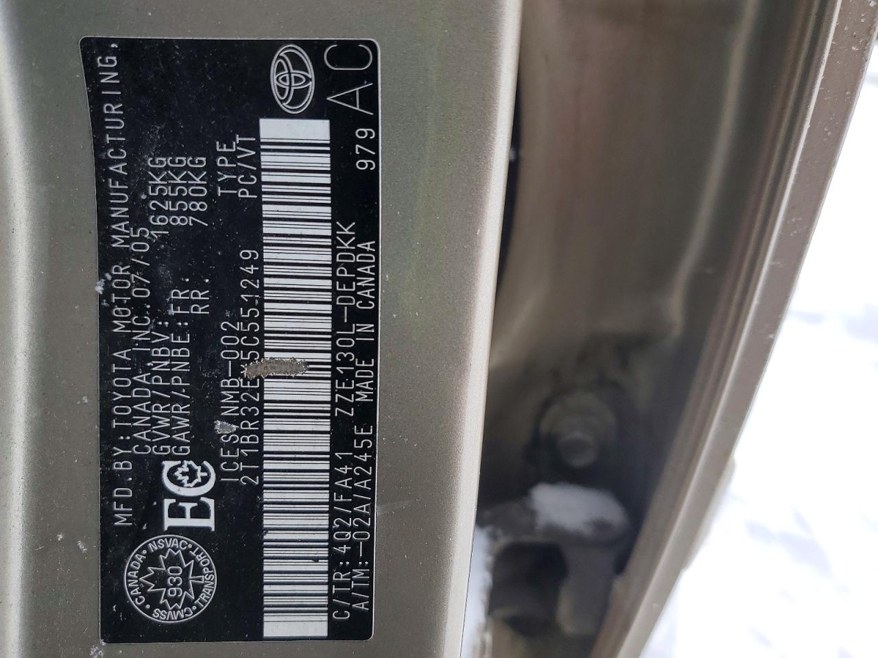 2005 TOYOTA COROLLA CE photo 13