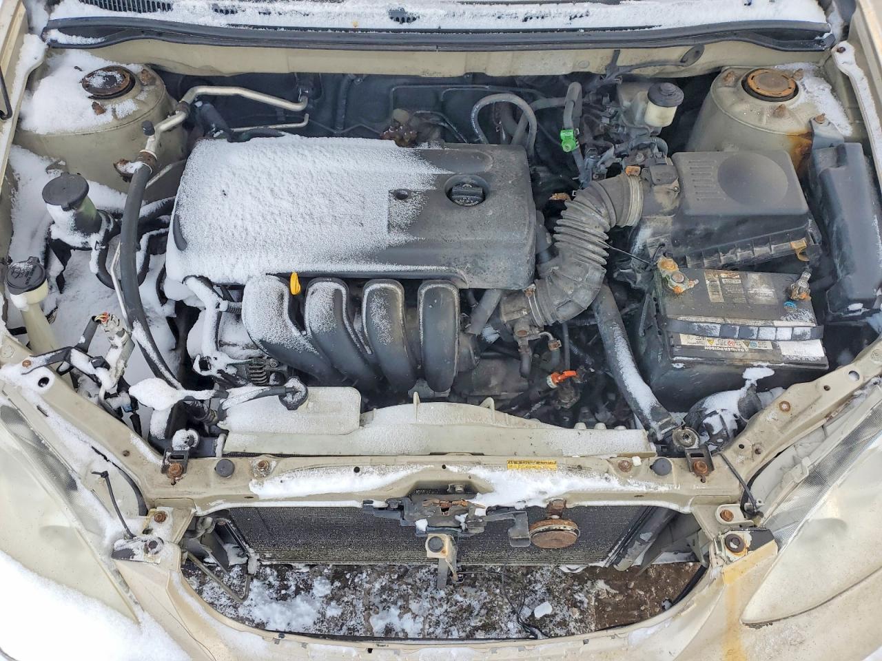 2005 TOYOTA COROLLA CE photo 11
