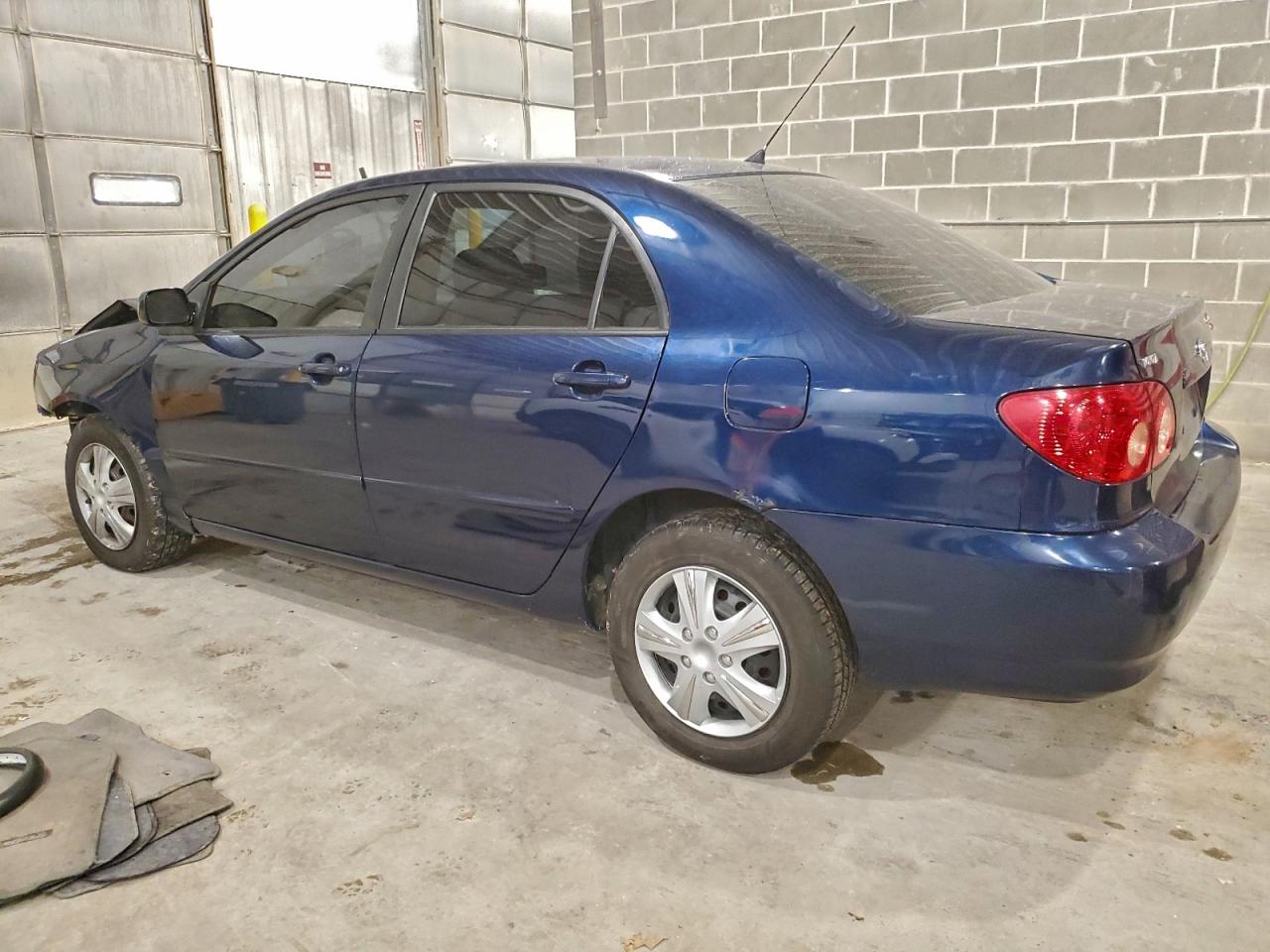 2007 TOYOTA COROLLA CE photo 2