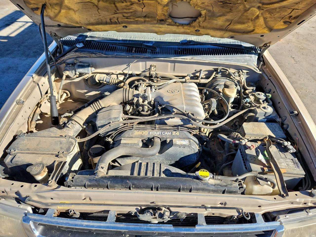 1999 TOYOTA TACOMA XTRACAB photo 11