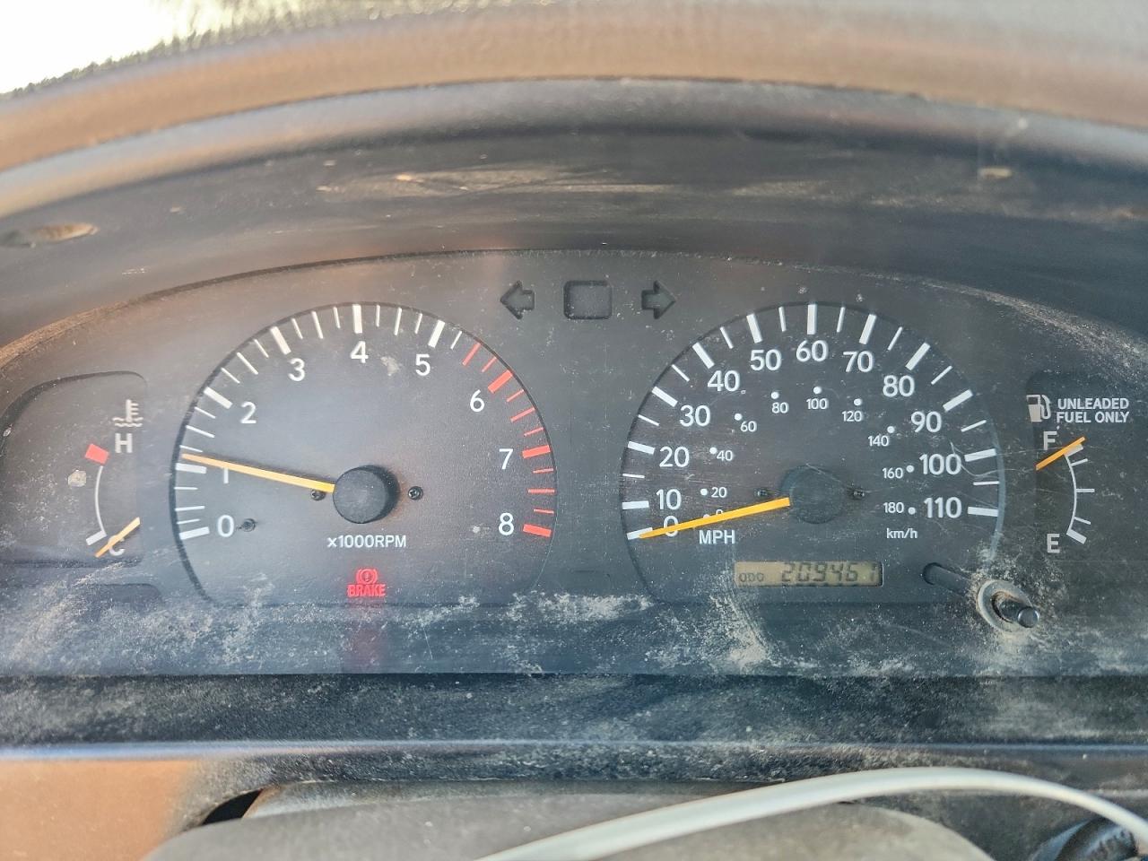1999 TOYOTA TACOMA XTRACAB photo 9