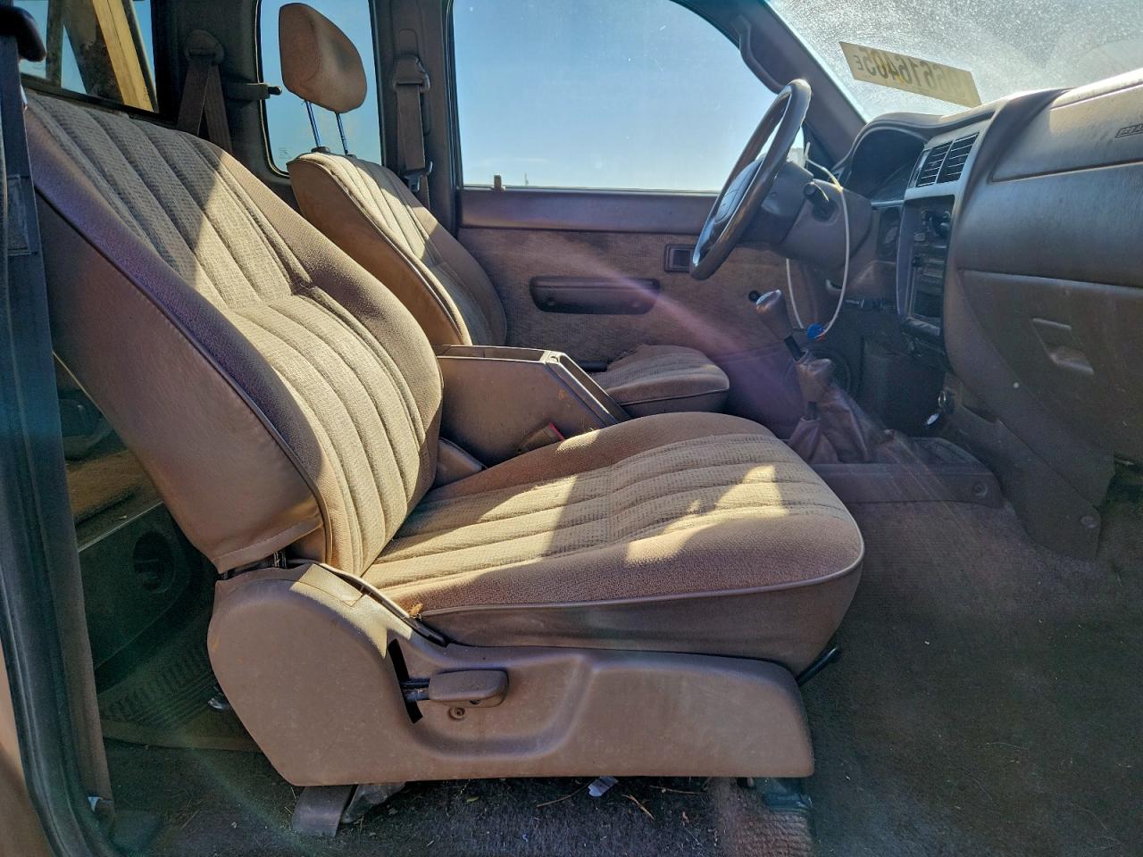 1999 TOYOTA TACOMA XTRACAB photo 10