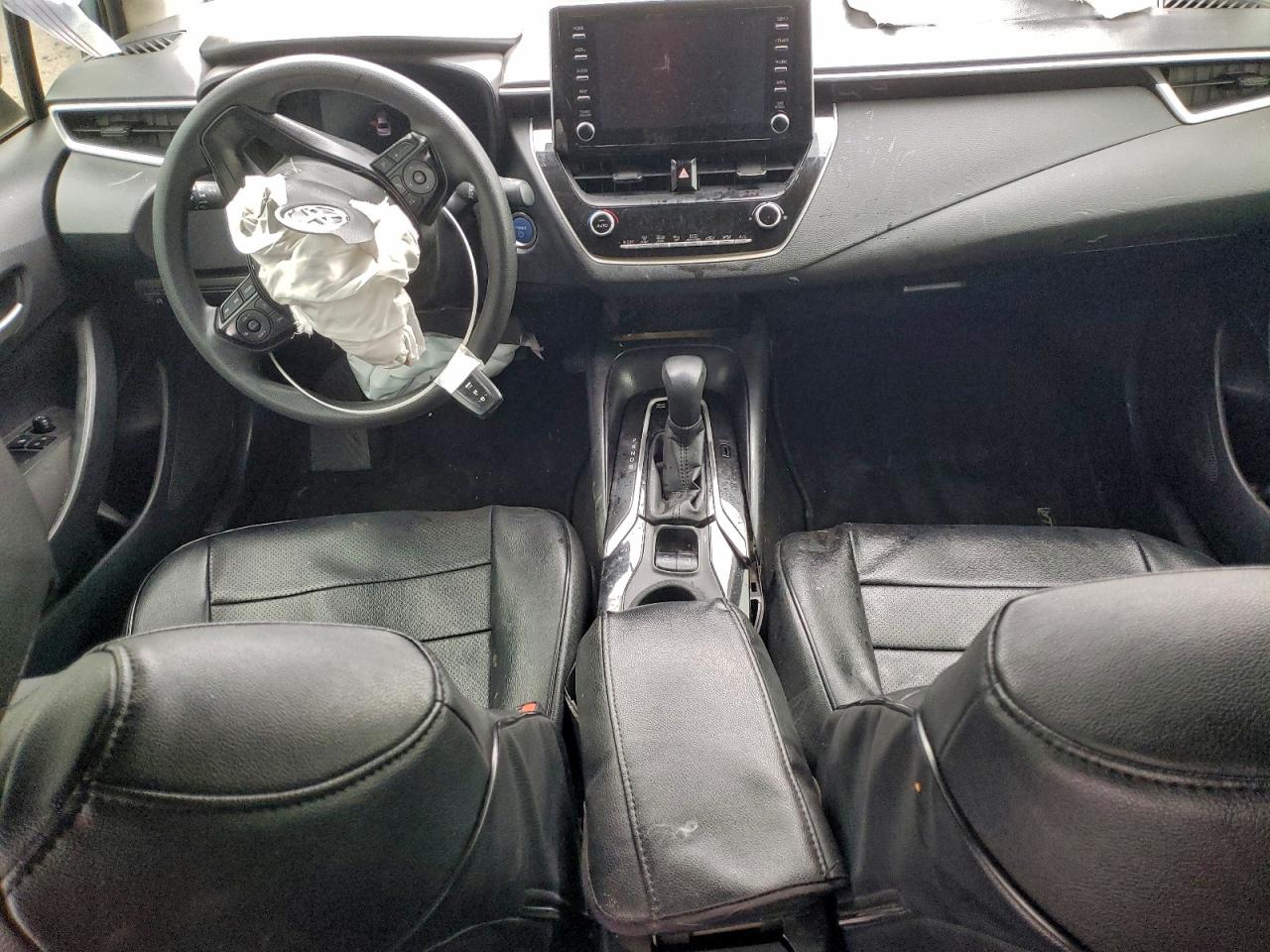 2020 TOYOTA COROLLA LE photo 8