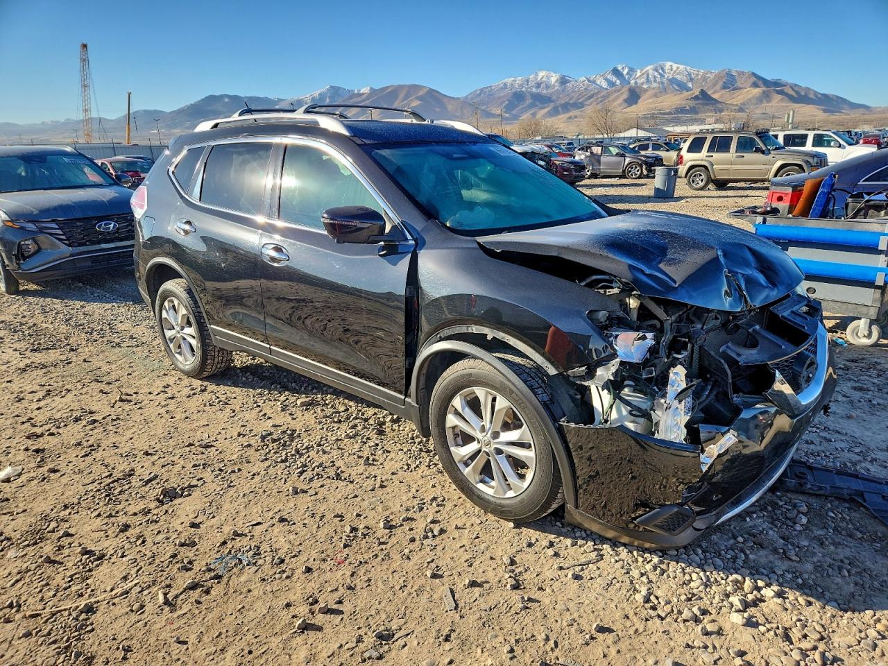 2016 NISSAN ROGUE S photo 4