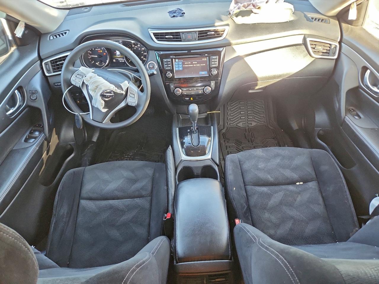 2016 NISSAN ROGUE S photo 8