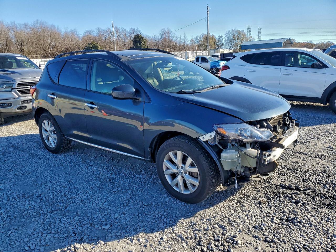 2014 NISSAN MURANO S photo 4