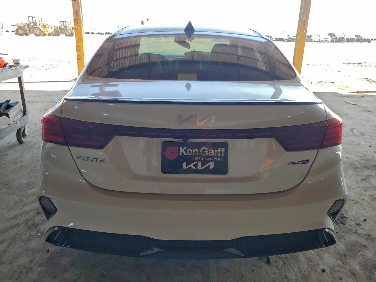 2023 KIA FORTE GT LINE photo 6