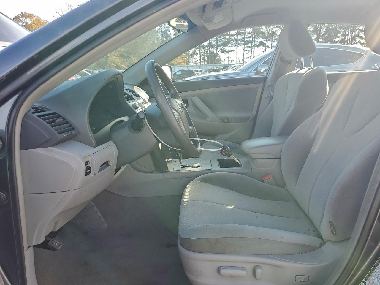 2009 TOYOTA CAMRY BASE photo 7