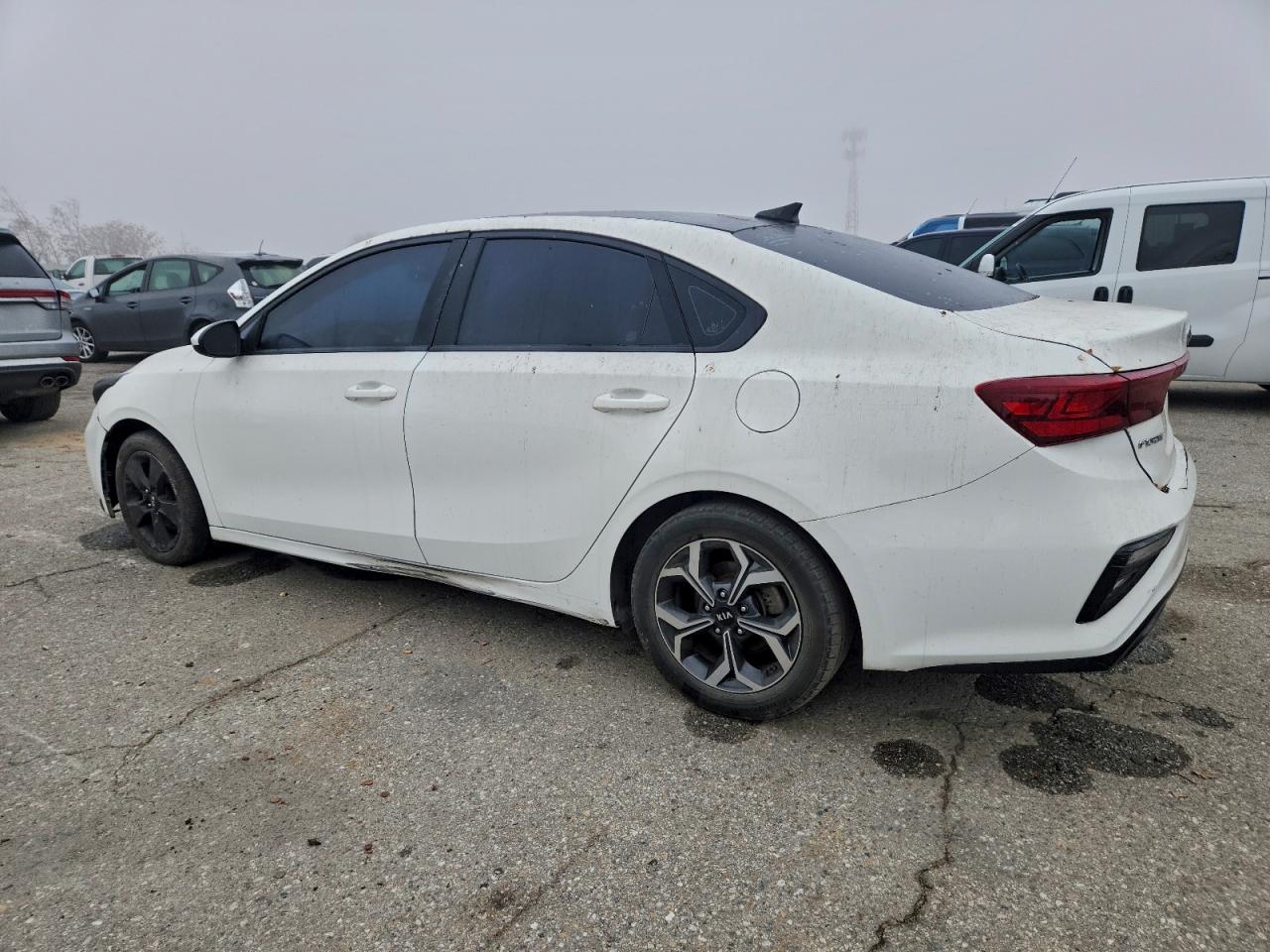 2020 KIA FORTE FE photo 3