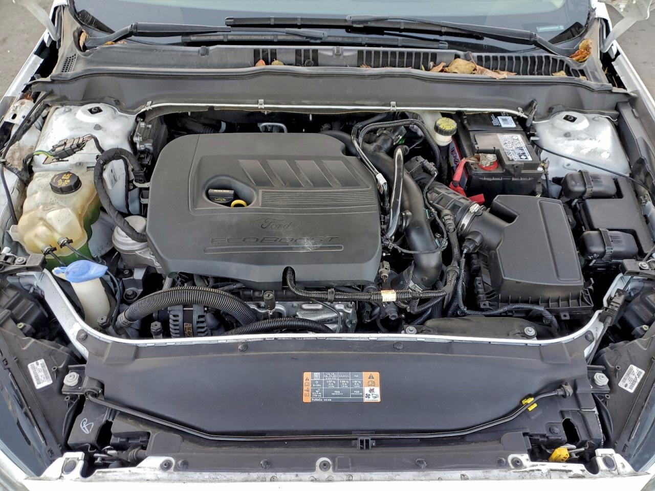 2014 FORD FUSION SE photo 11