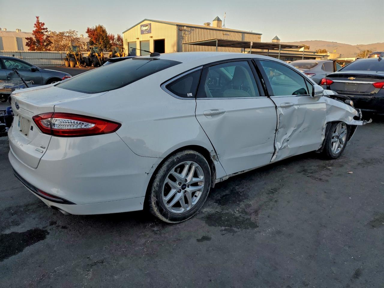 2014 FORD FUSION SE photo 3