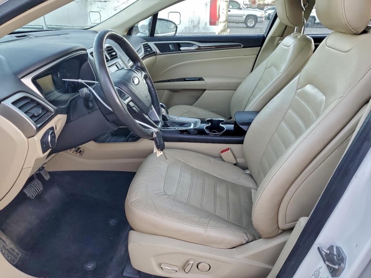 2014 FORD FUSION SE photo 7