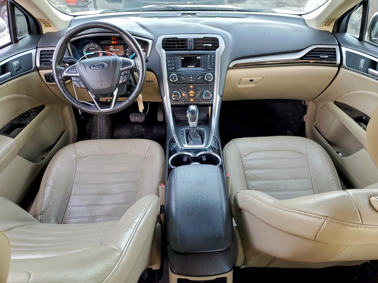 2014 FORD FUSION SE photo 8
