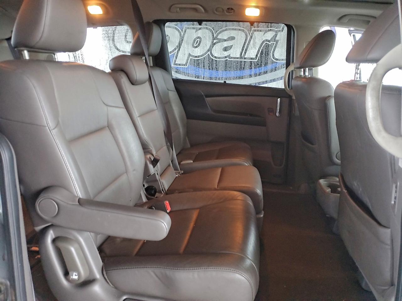 2016 HONDA ODYSSEY TOURING photo 11