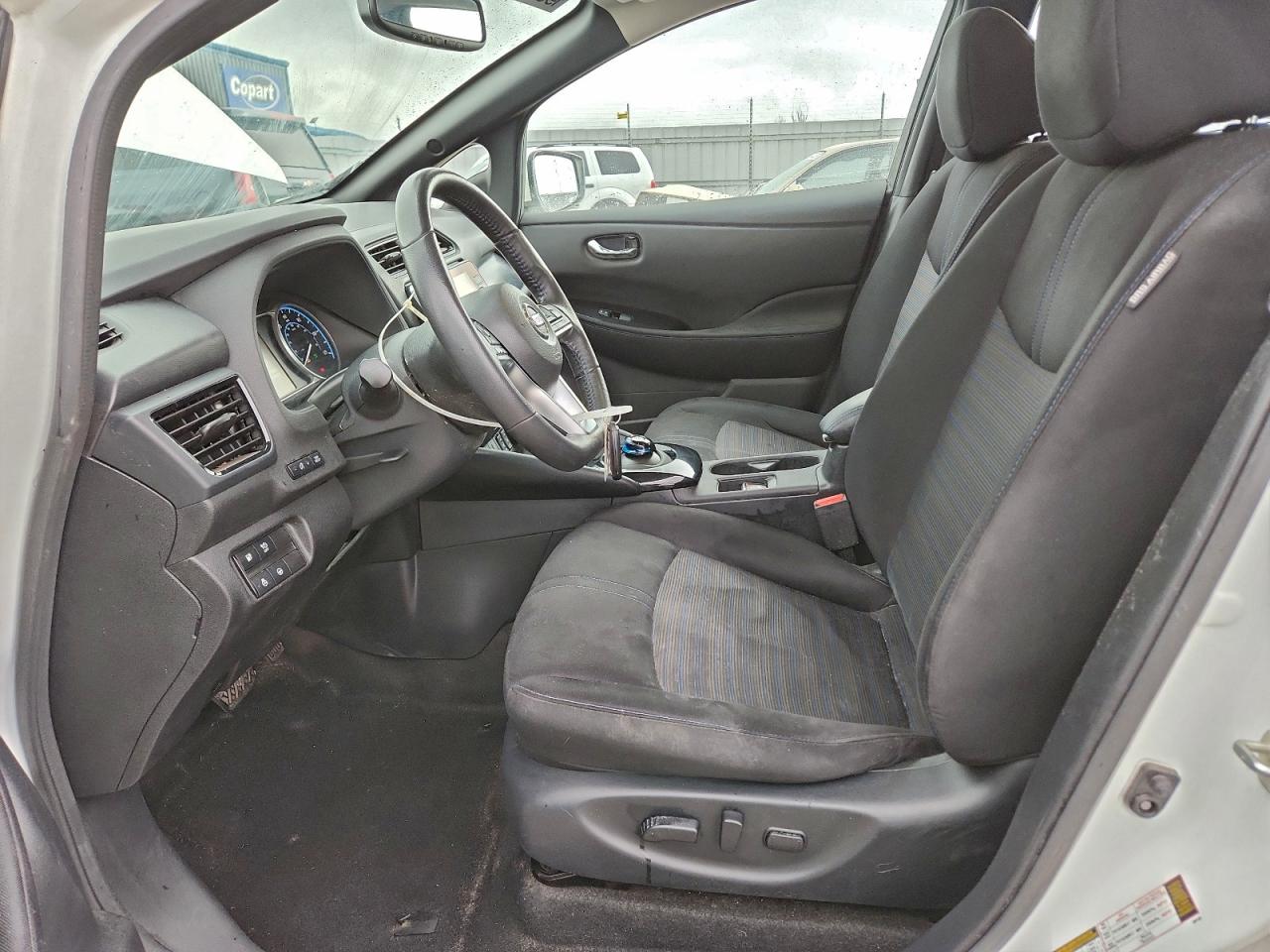 2022 NISSAN LEAF SV PLUS photo 7