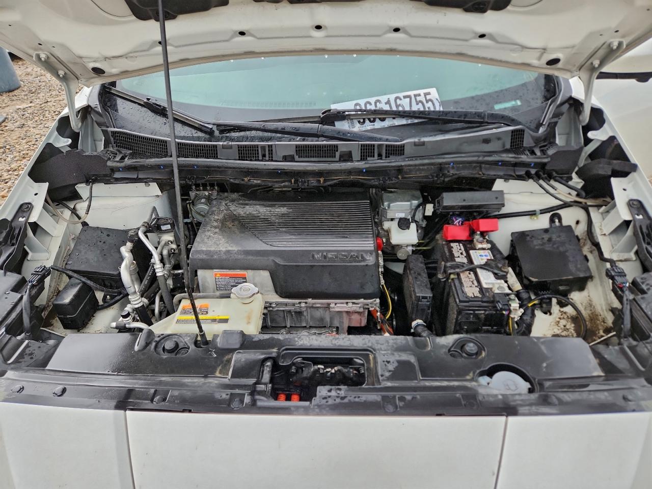 2022 NISSAN LEAF SV PLUS photo 11