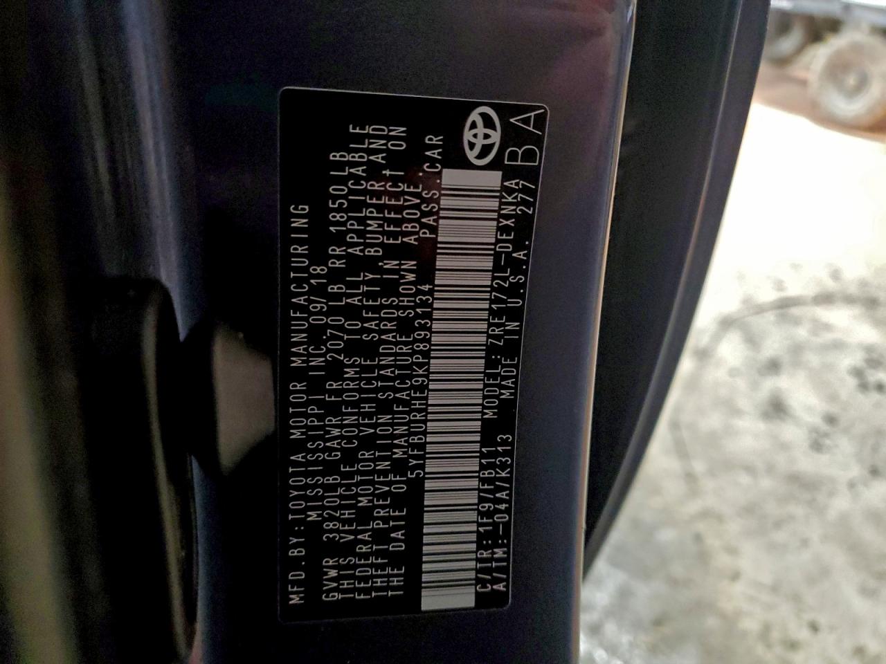 2019 TOYOTA COROLLA L photo 12
