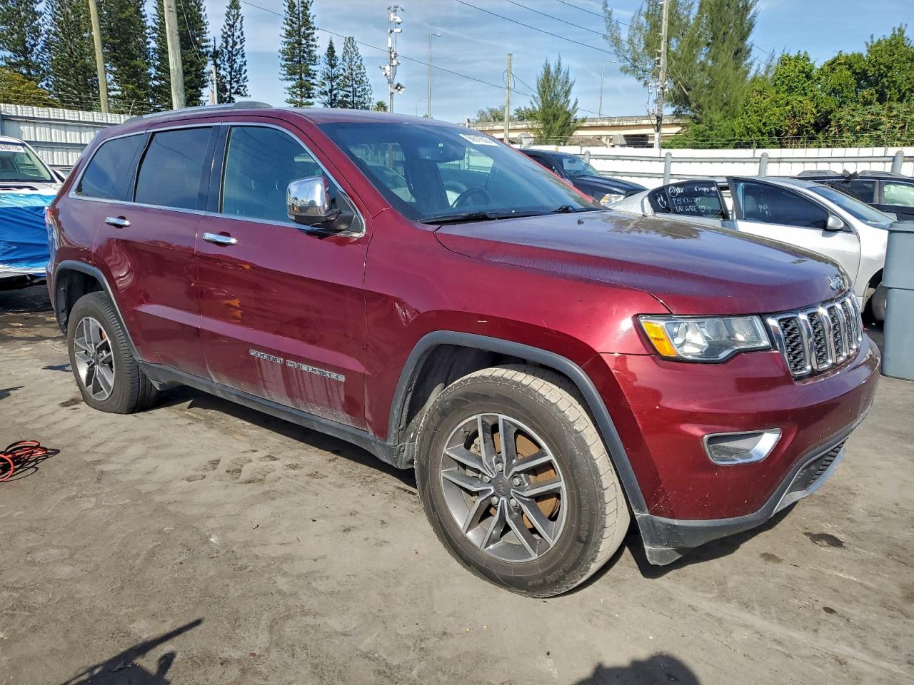 2019 JEEP GRAND CHEROKEE LIMITED photo 4