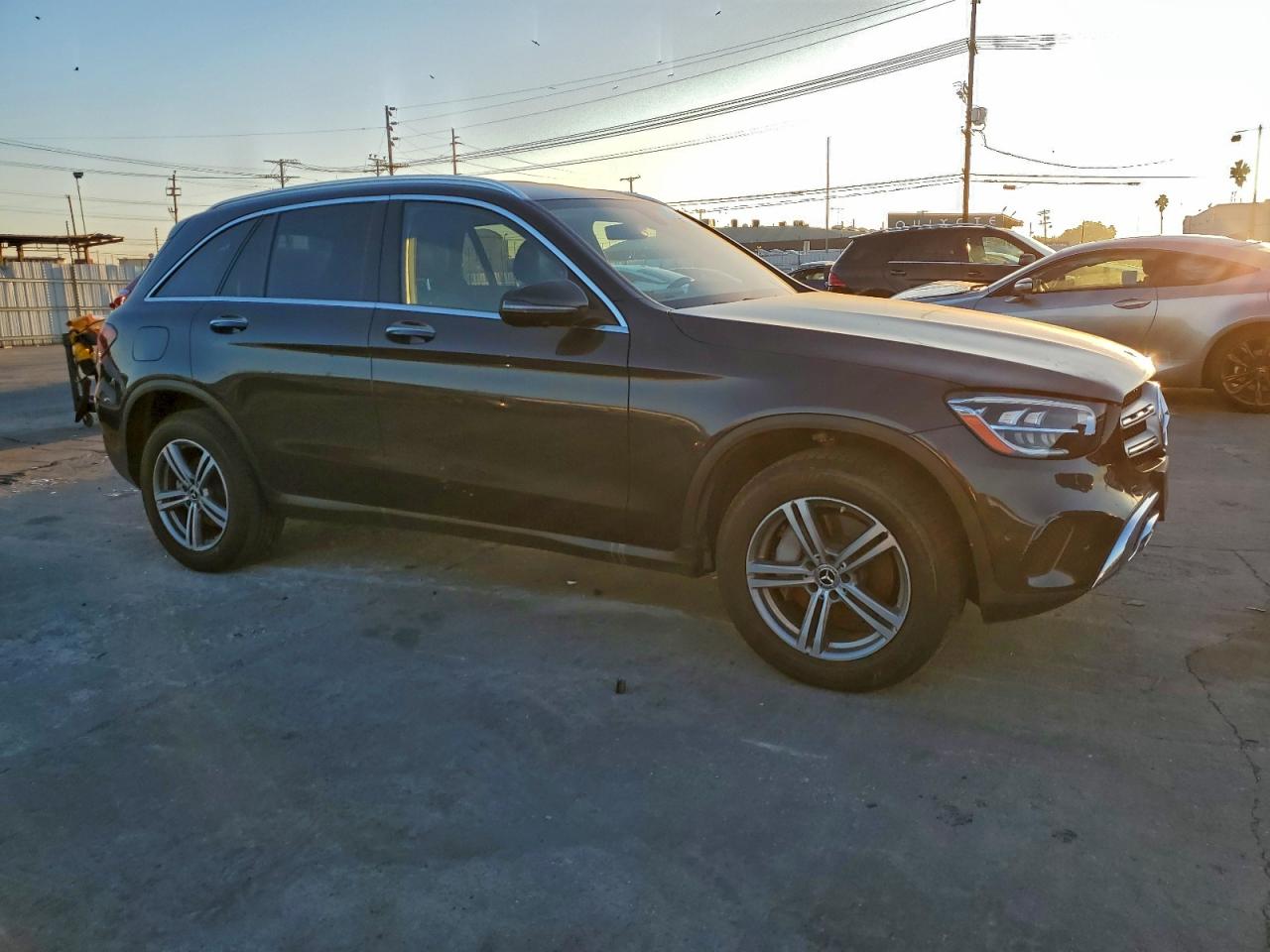 2021 MERCEDES-BENZ GLC 300 photo 4