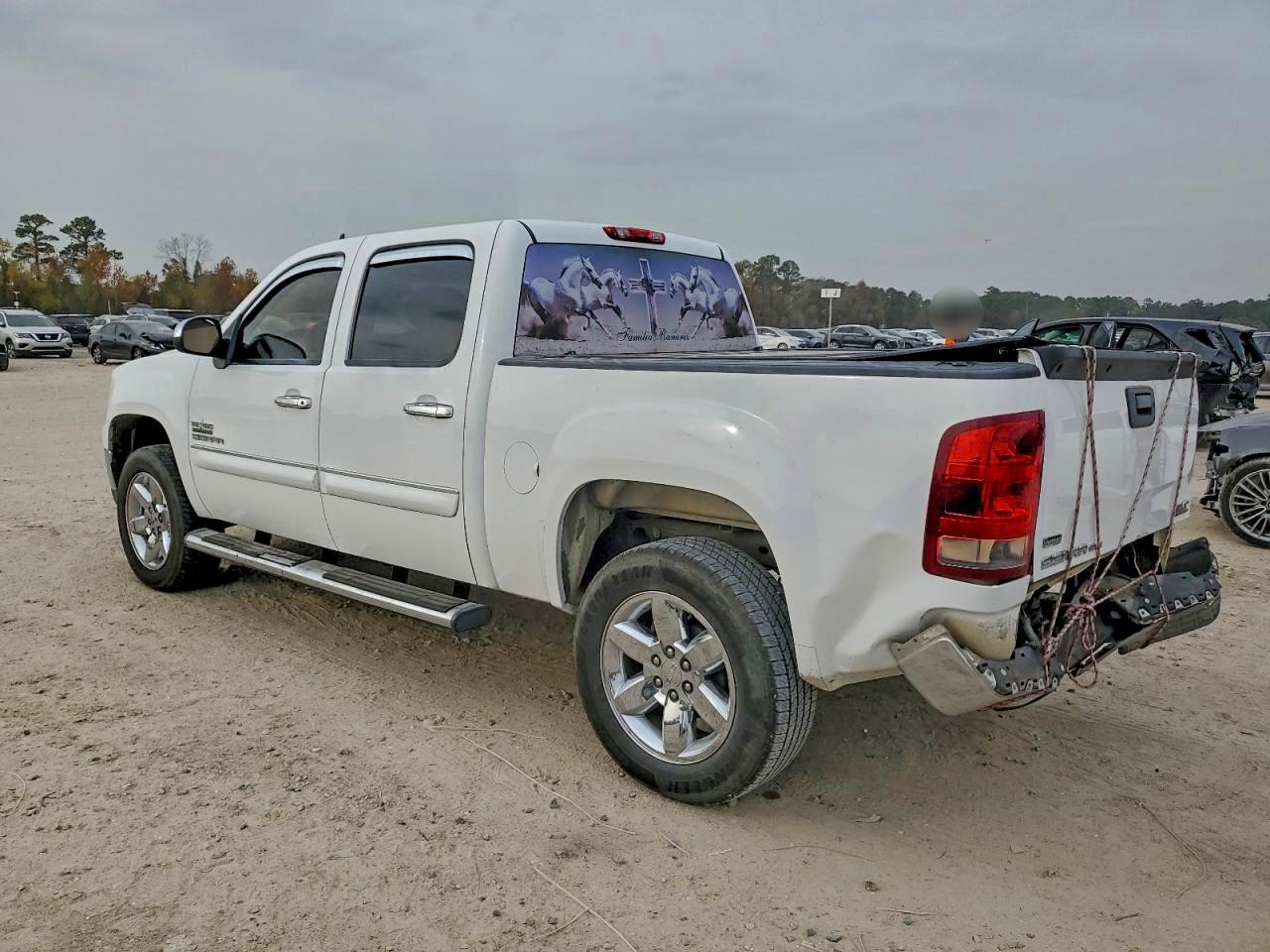 2012 GMC SIERRA C1500 SLE photo 2
