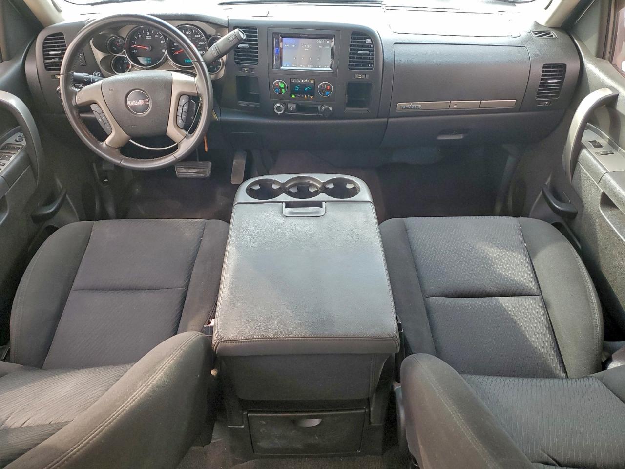 2012 GMC SIERRA C1500 SLE photo 8