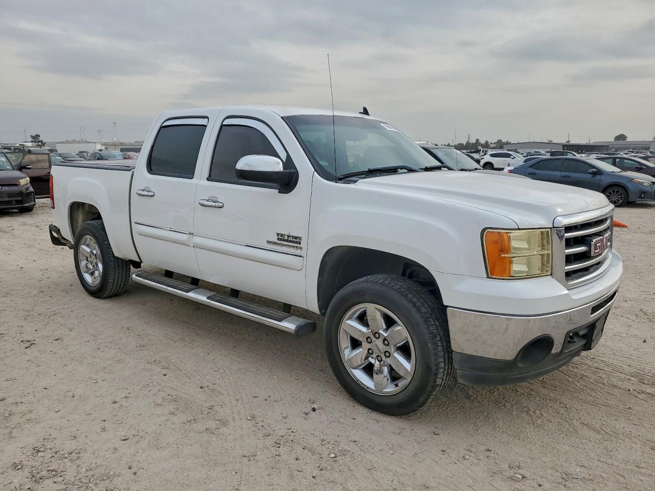 2012 GMC SIERRA C1500 SLE photo 4