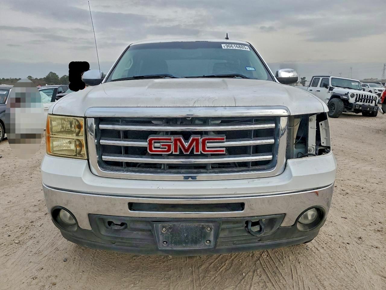 2012 GMC SIERRA C1500 SLE photo 5