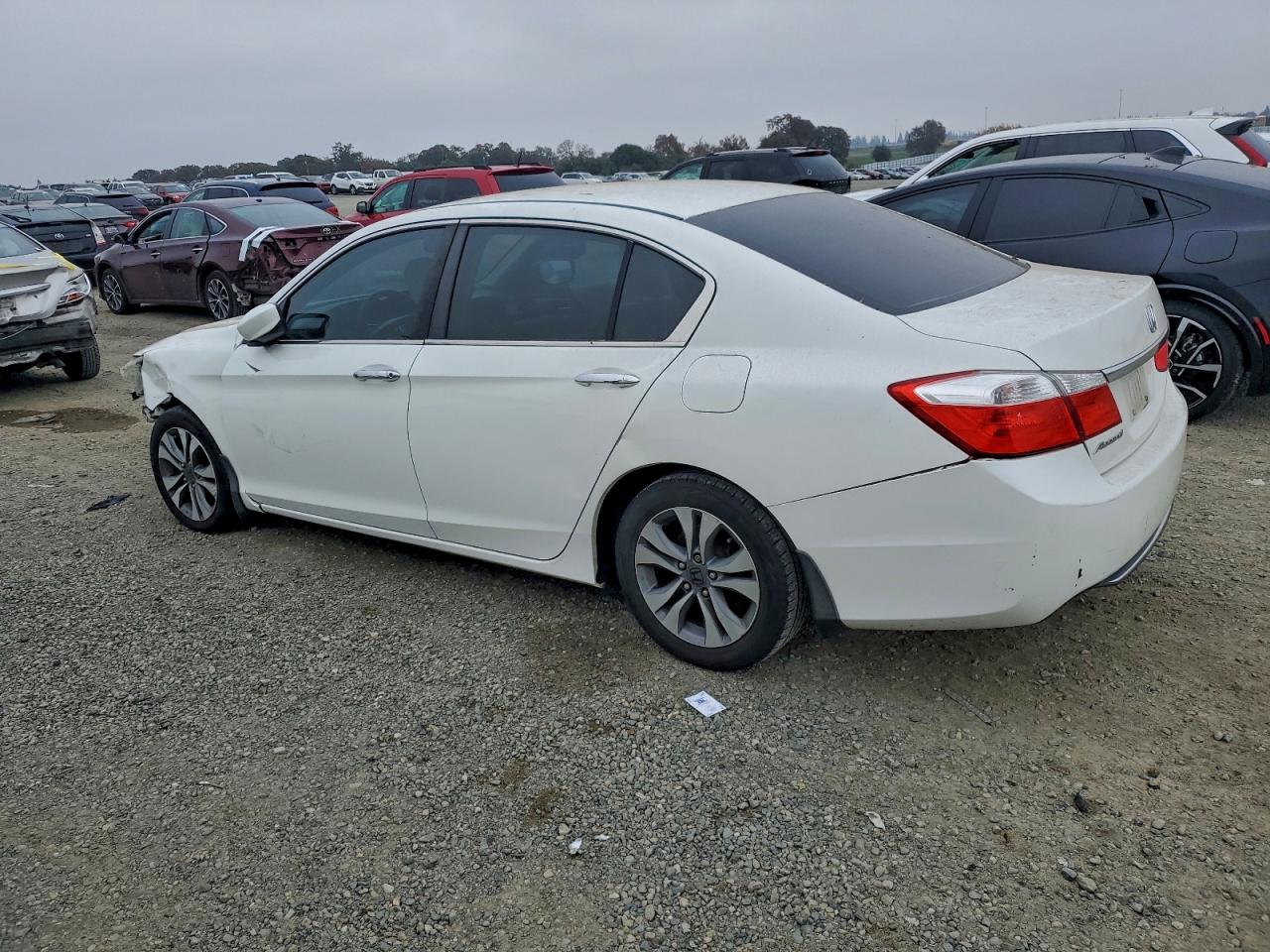 2013 HONDA ACCORD LX photo 2