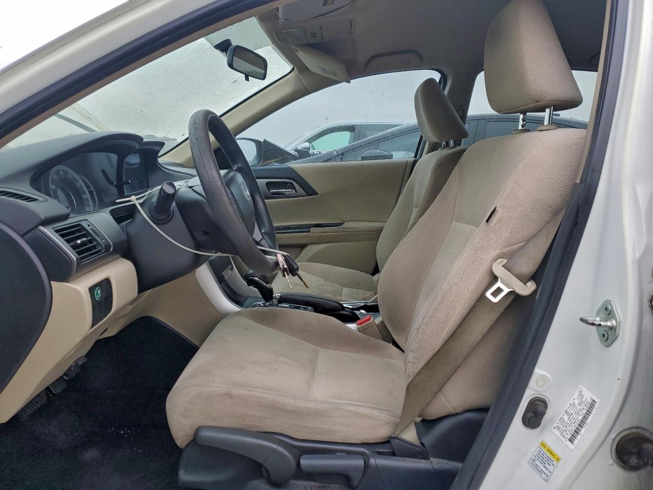 2013 HONDA ACCORD LX photo 7