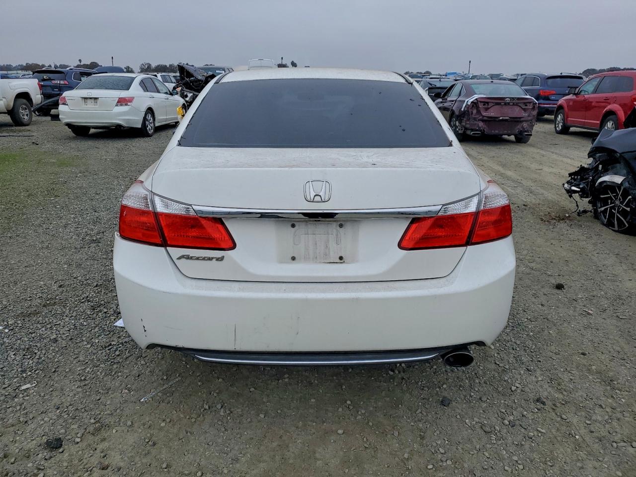2013 HONDA ACCORD LX photo 6
