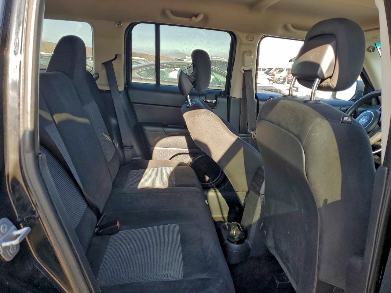 2015 JEEP PATRIOT SPORT photo 10