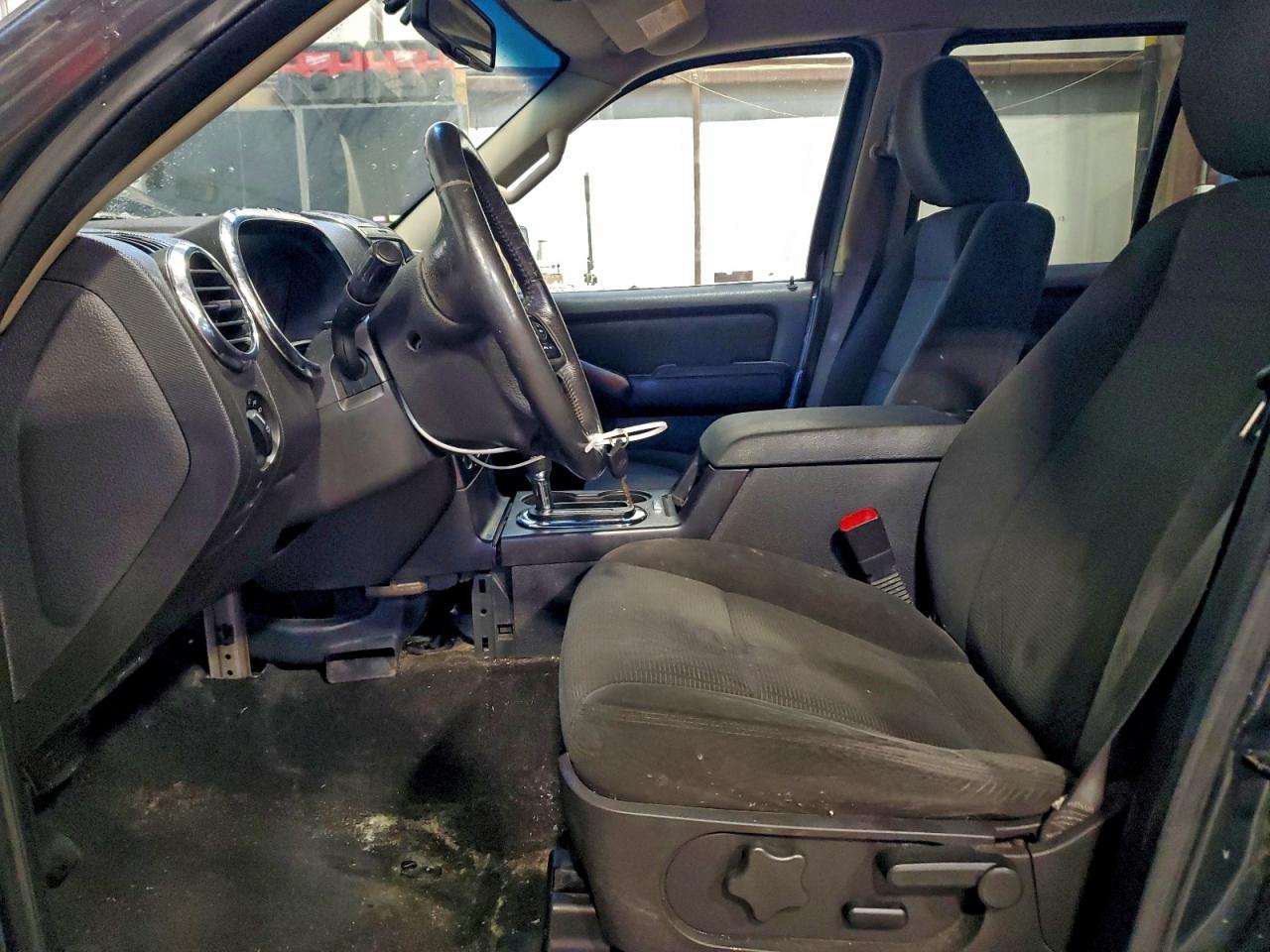 2009 FORD EXPLORER XLT photo 7