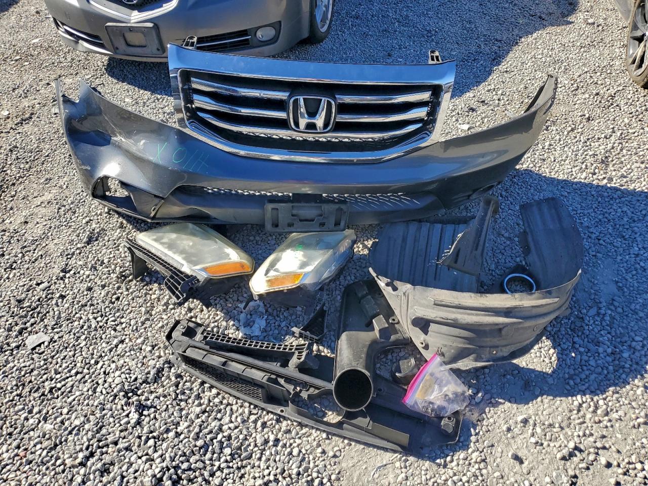 2012 HONDA PILOT EXL photo 13