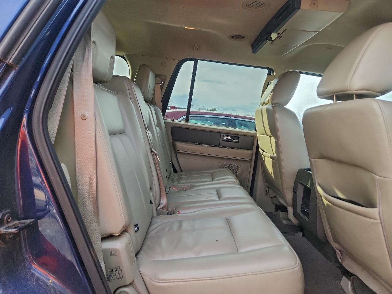 2010 FORD EXPEDITION XLT photo 11