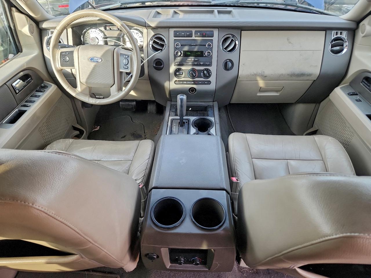 2010 FORD EXPEDITION XLT photo 8
