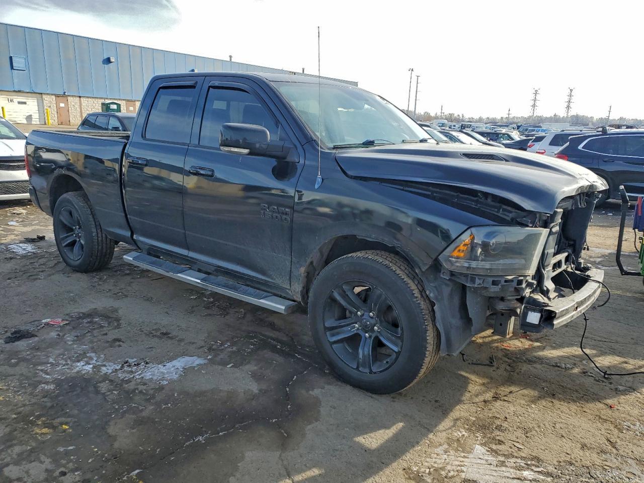 2013 RAM 1500 SPORT photo 4
