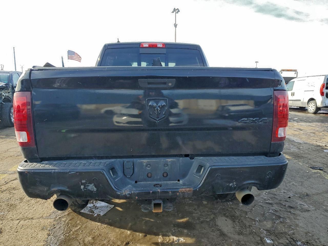 2013 RAM 1500 SPORT photo 6