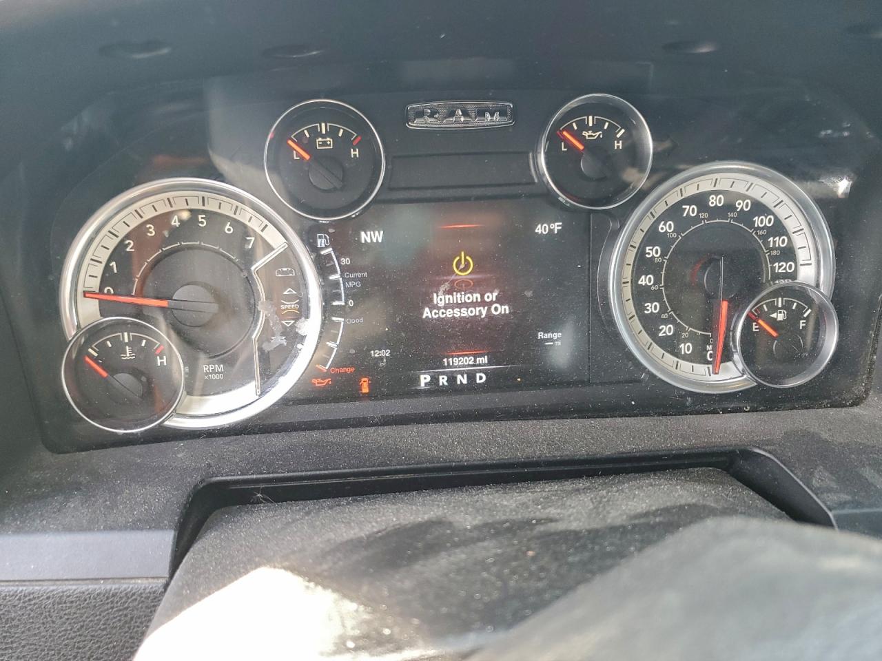2013 RAM 1500 SPORT photo 9