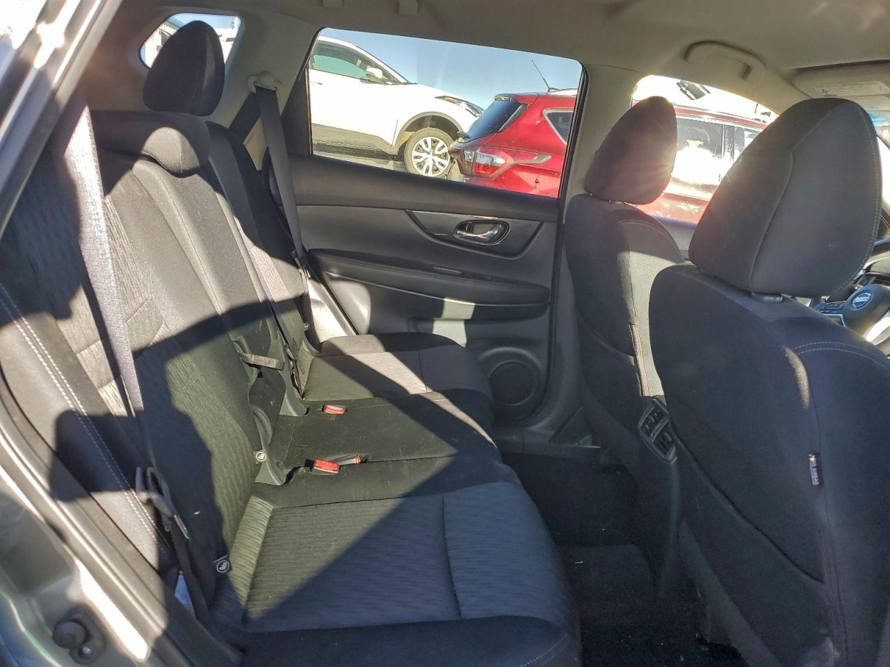 2018 NISSAN ROGUE S photo 10