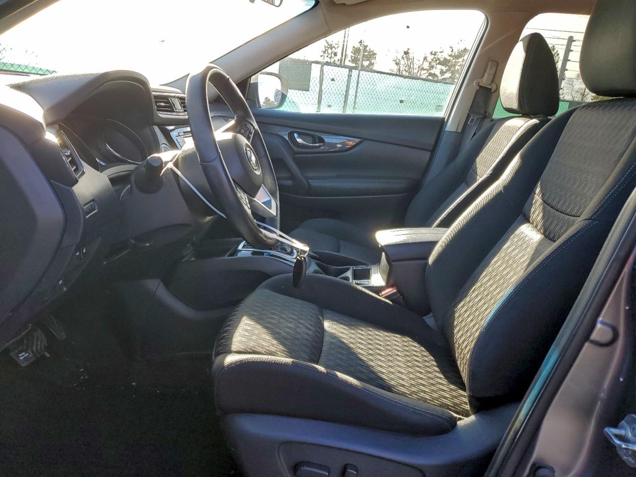 2018 NISSAN ROGUE S photo 7