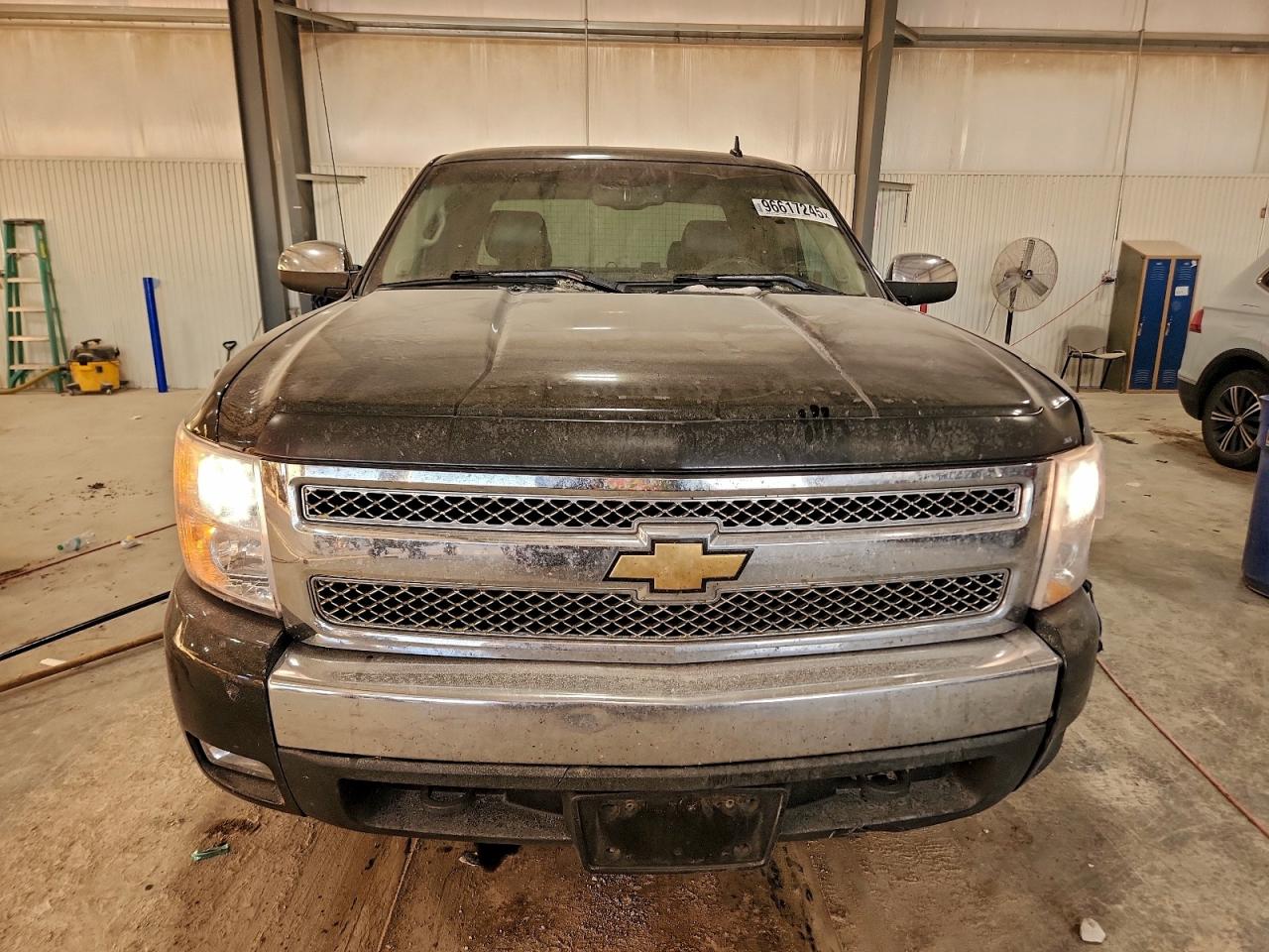 2010 CHEVROLET SILVERADO K1500 LTZ photo 5