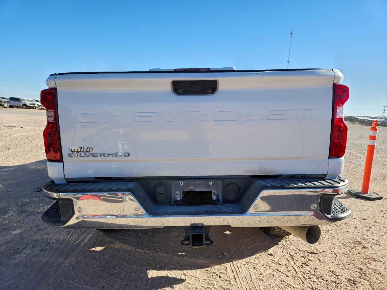 2024 CHEVROLET SILVERADO K2500 HEAVY DUTY photo 6