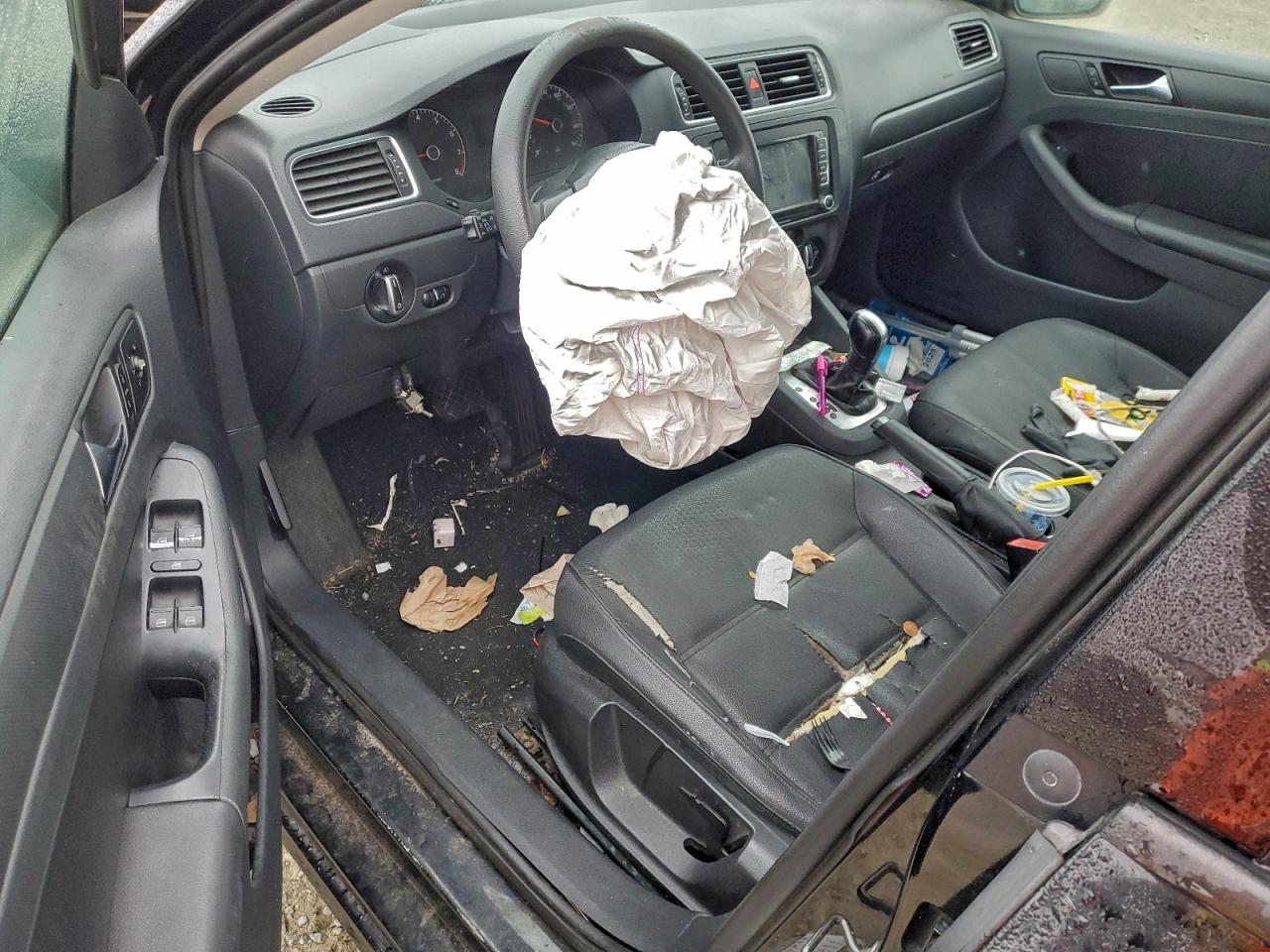 2011 VOLKSWAGEN JETTA SE photo 8