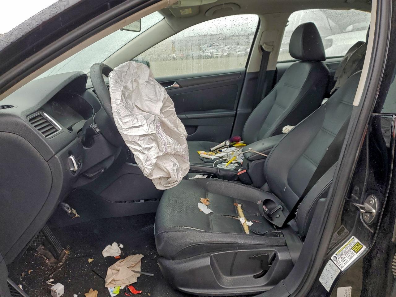 2011 VOLKSWAGEN JETTA SE photo 7