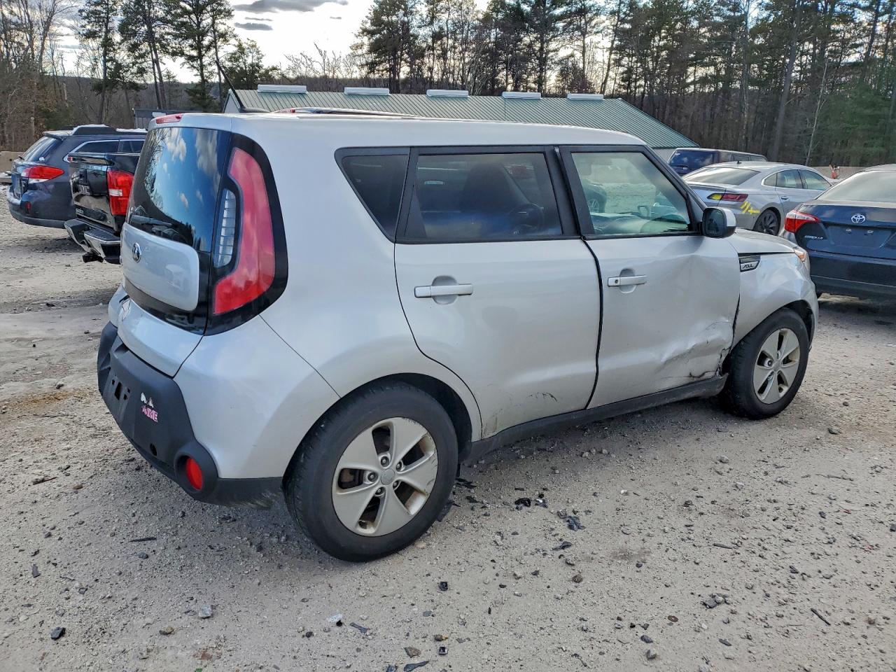 2016 KIA SOUL photo 3