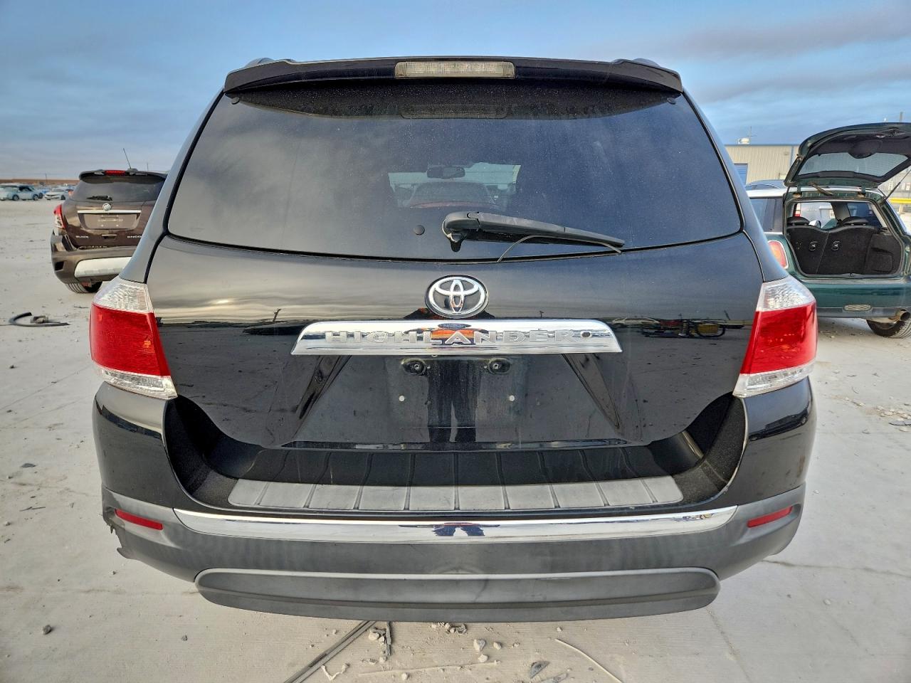 2011 TOYOTA HIGHLANDER LIMITED photo 6